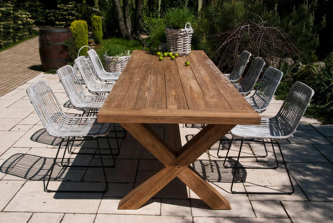 Záhradný teakový stôl 