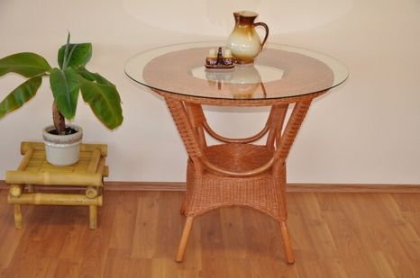 Ratanový jedálenský stôl Wanuta cognac